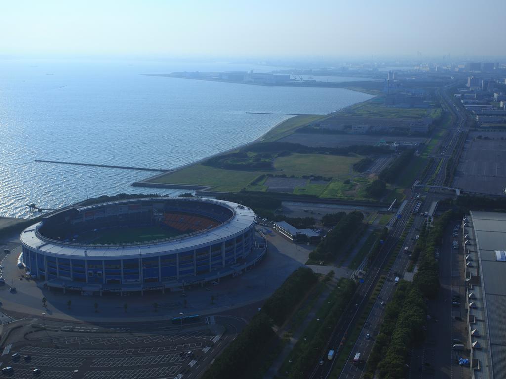 Apa Hotel & Resort Tokyo Bay Makuhari Chiba Exterior foto